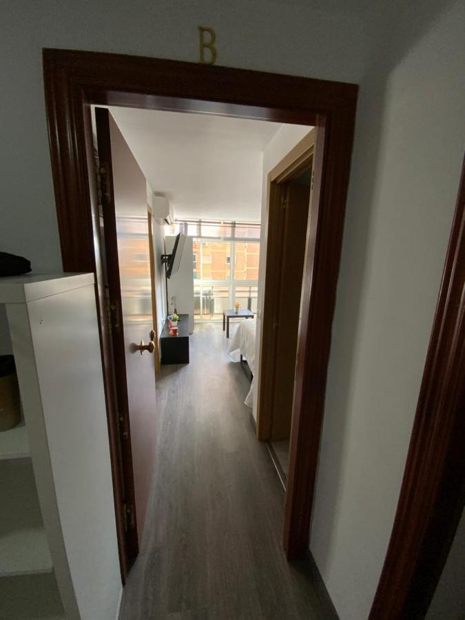 4 Capulino Apartamentos マラガ エクステリア 写真