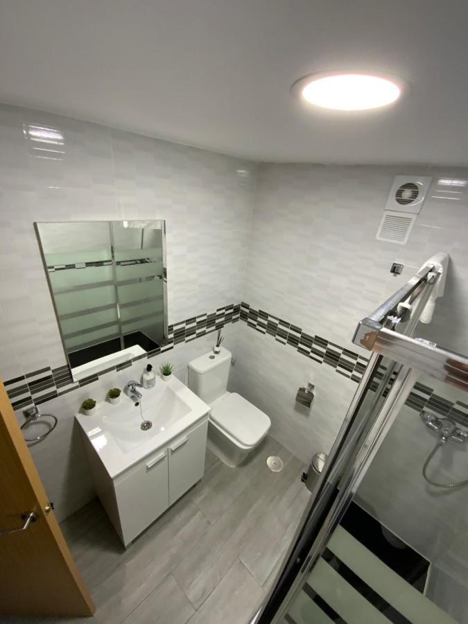 4 Capulino Apartamentos マラガ エクステリア 写真