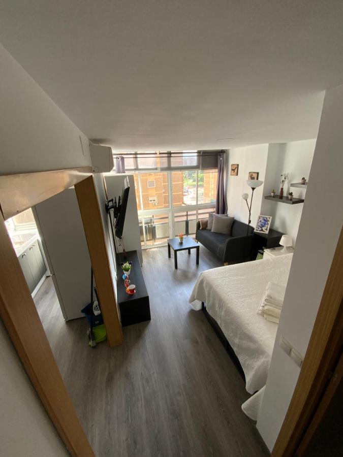 4 Capulino Apartamentos マラガ エクステリア 写真